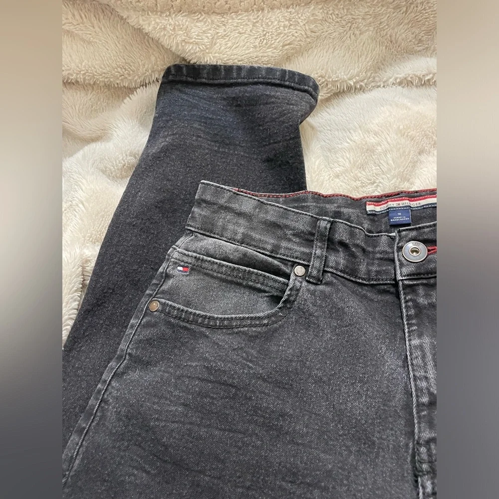 GUC Tommy Hilfiger Black Bootcut Jeans